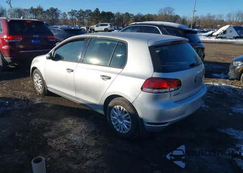 2011 Volkswagen Golf 2.5L 4-Door z USA, uszkodzony, nr VIN WVWDB7AJ9BW294932